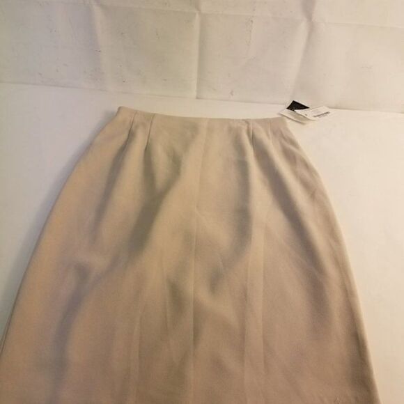 🆕Women's Liz Claiborne Pencil Skirt Size 10 NWT - Picture 2 of 8
